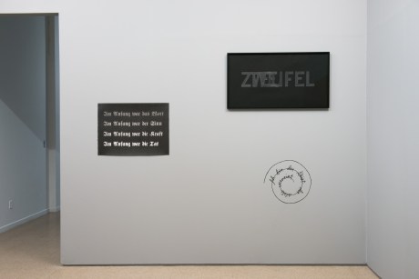 Carl Trahan Das Gleitende mur